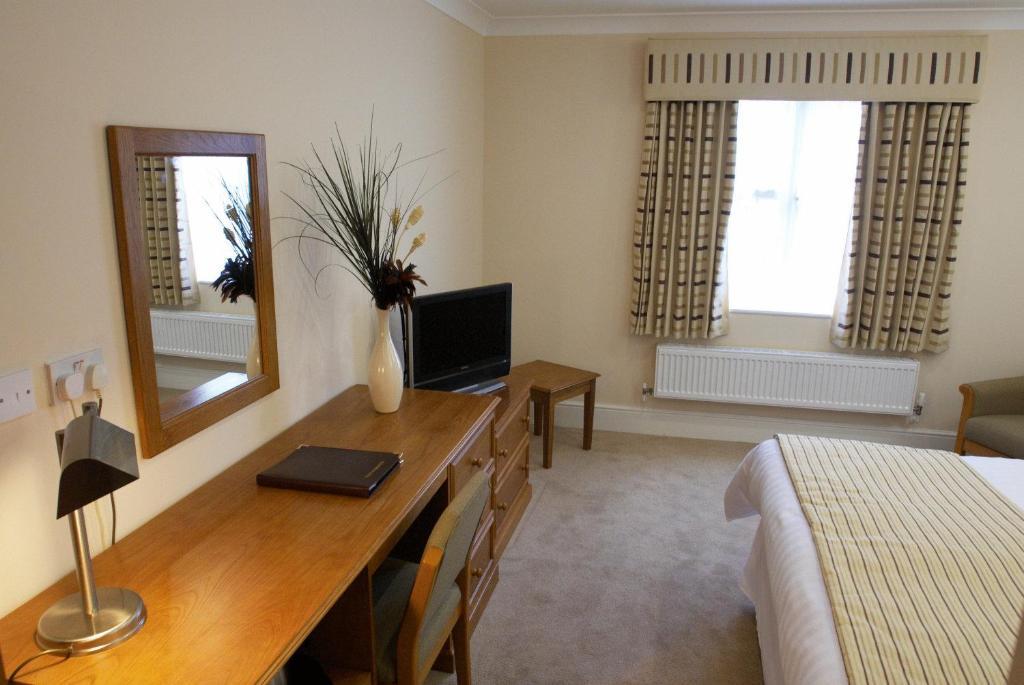 The Barns Hotel Cannock Kamer foto