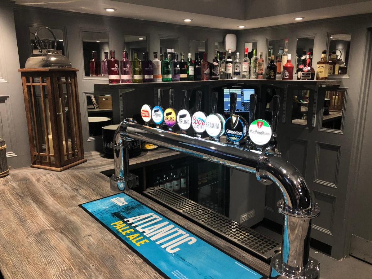 The Barns Hotel Cannock Buitenkant foto